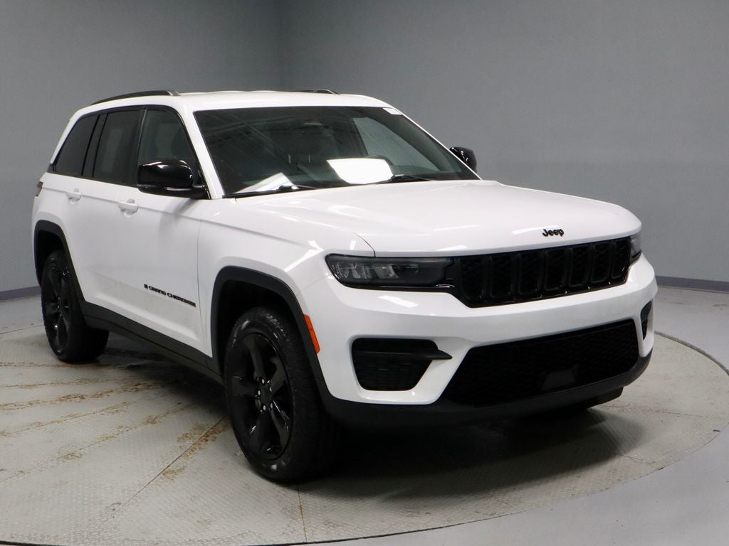 2024 Jeep Grand Cherokee Altitude