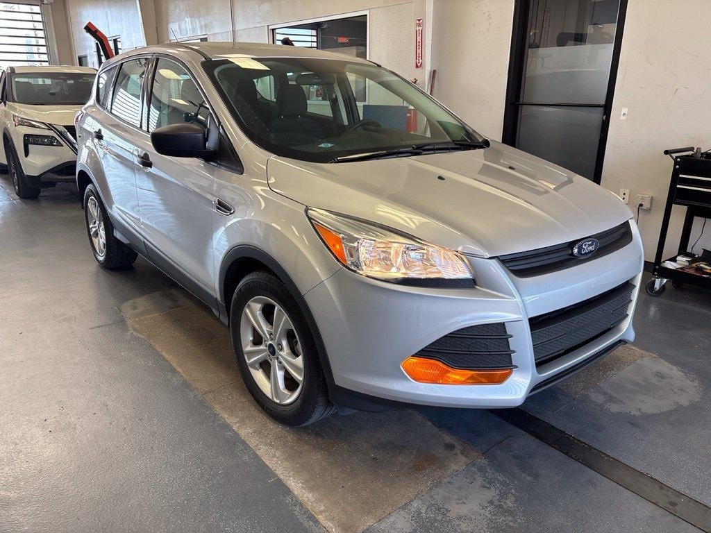 2016 Ford Escape S