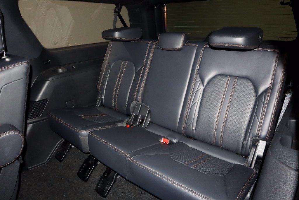 2024 Ford Expedition Max Platinum