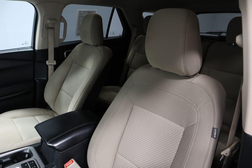 2020 Ford Explorer Base