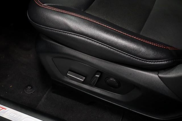 2024 Ford Explorer ST-Line