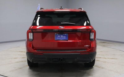 2025 Ford Explorer ST-Line