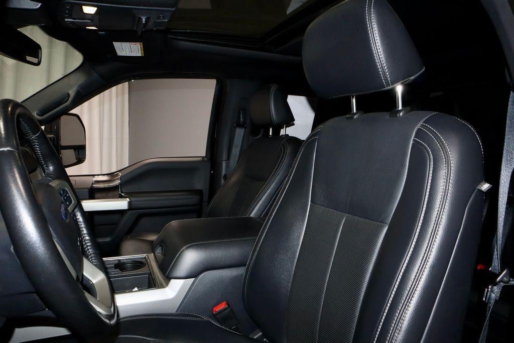 2022 Ford Super Duty F-350 SRW Lariat