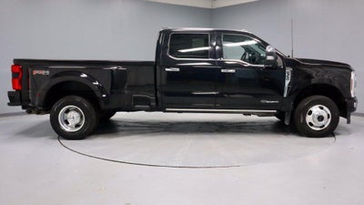 2024 Ford Super Duty F-350 DRW Platinum