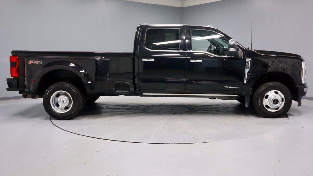 2024 Ford Super Duty F-350 DRW Platinum