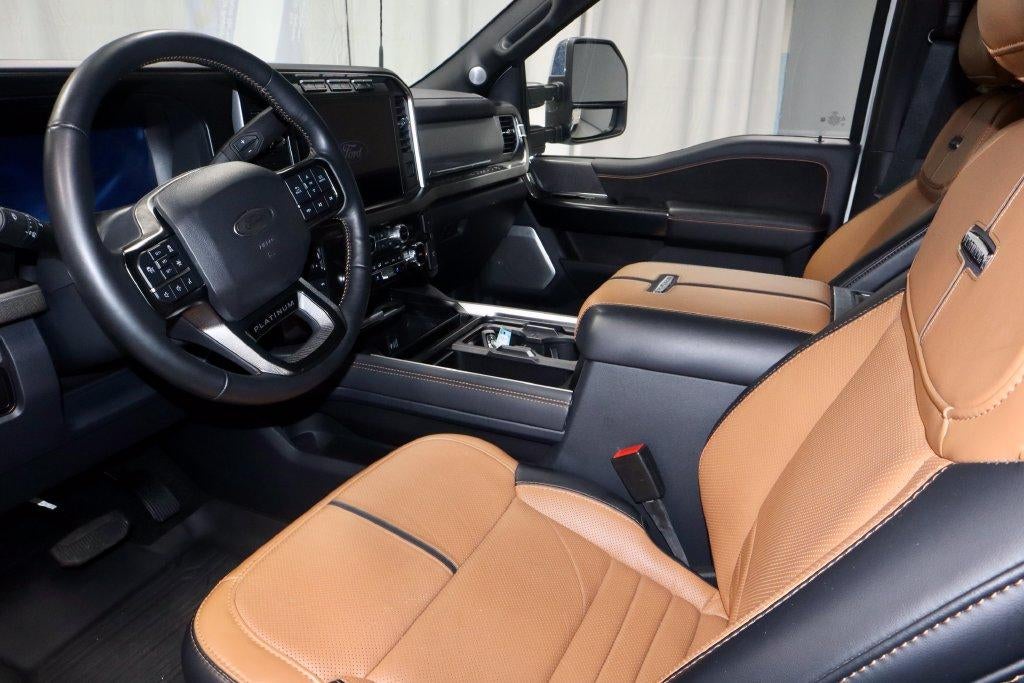 2024 Ford Super Duty F-450 DRW Platinum