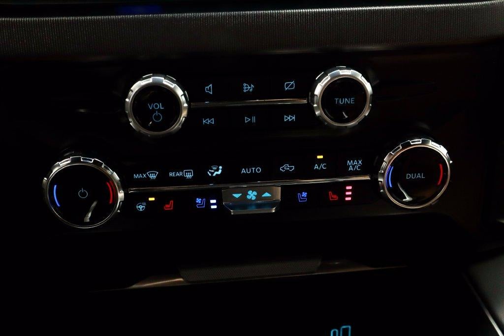 2024 Ford Super Duty F-450 DRW Platinum