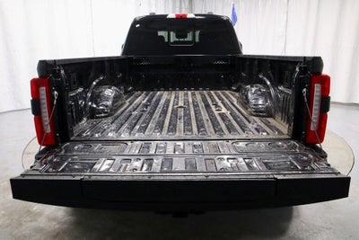 2023 Ford Super Duty F-450 DRW Lariat
