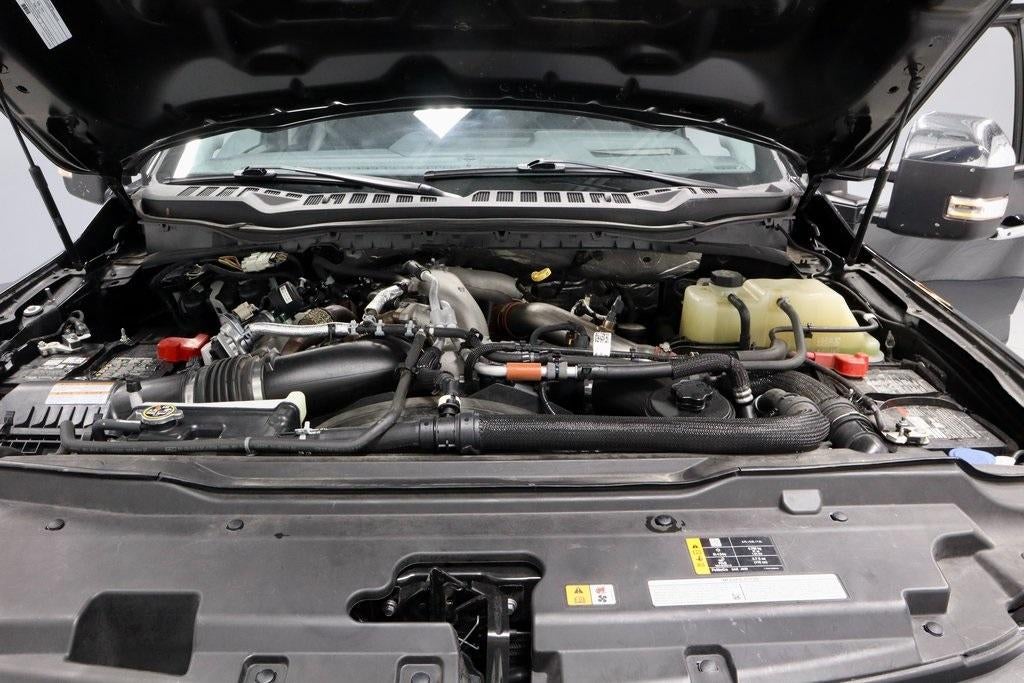 2023 Ford Super Duty F-450 DRW Lariat