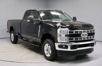 2025 Ford Super Duty F-350 SRW XLT