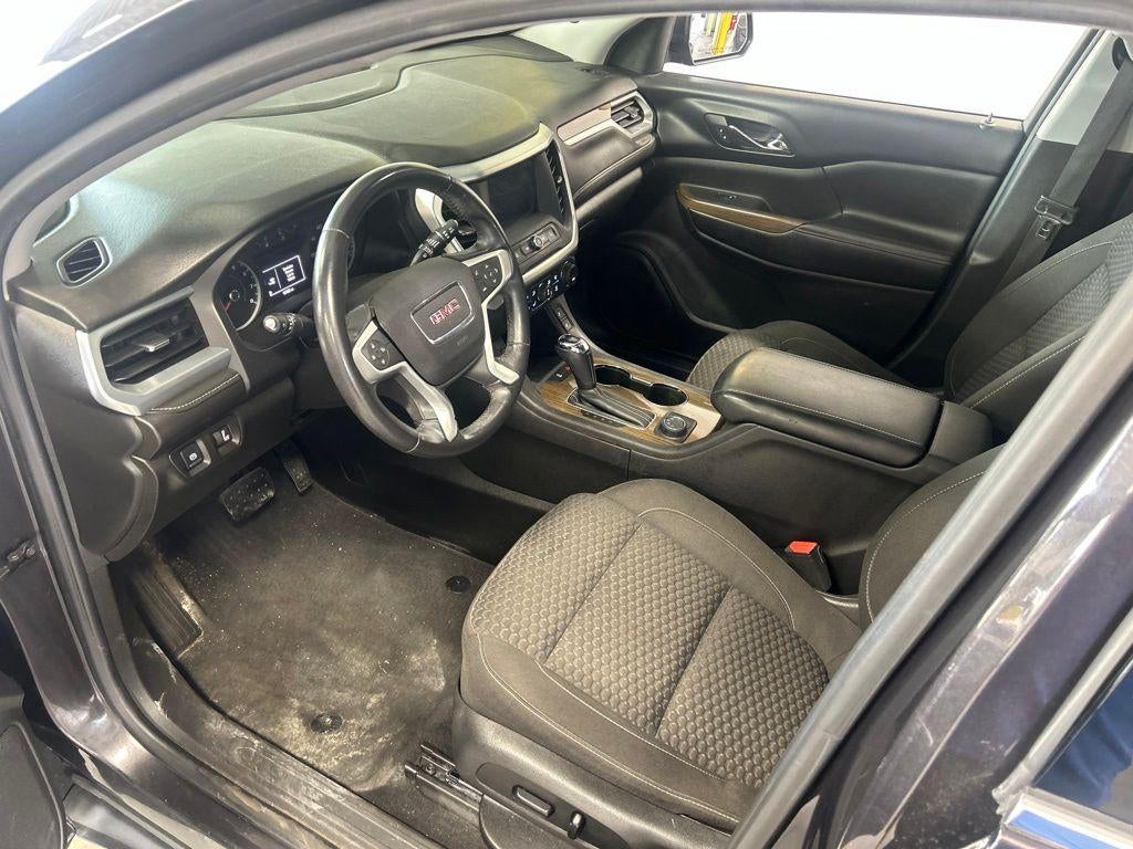 2017 GMC Acadia SLE-2