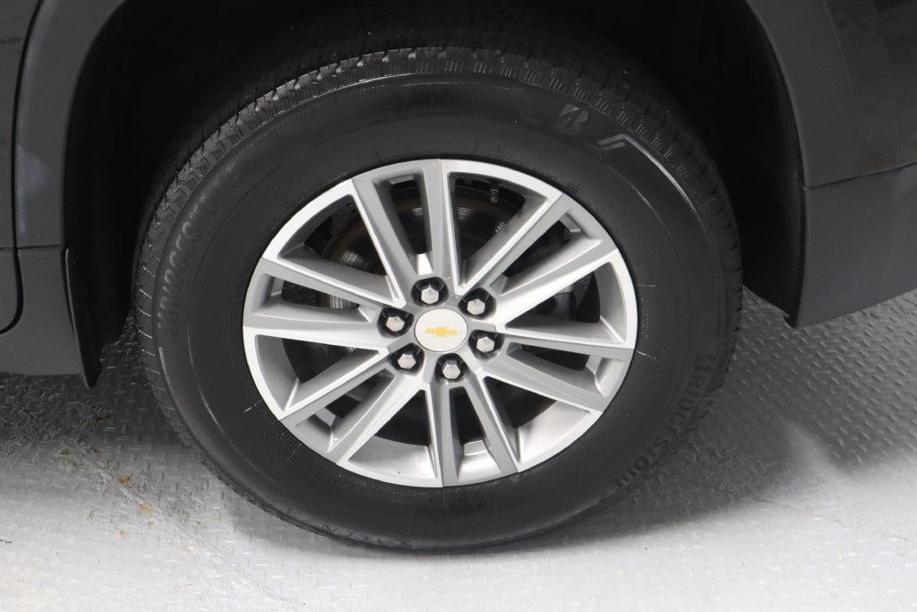 2023 Chevrolet Traverse LT