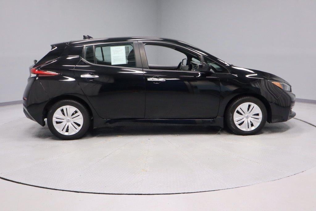 2025 Nissan LEAF S