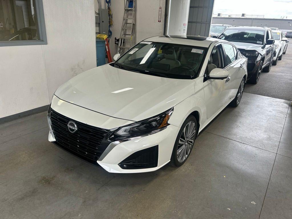 2024 Nissan Altima 2.5 SL