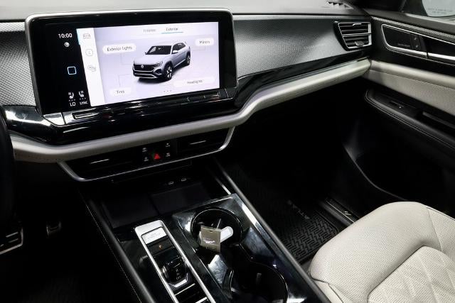 2024 Volkswagen Atlas Cross Sport 2.0T SEL Premium R-Line