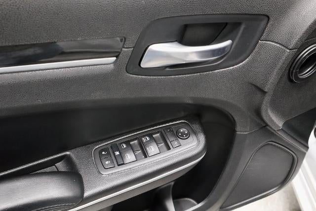 2022 Chrysler 300 Touring