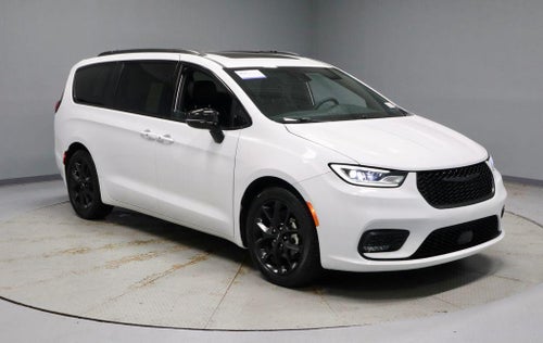 2025 Chrysler Pacifica Limited