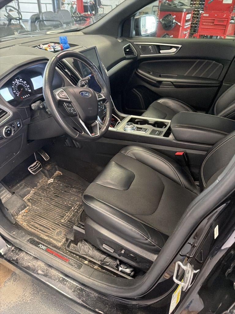 2023 Ford Edge ST