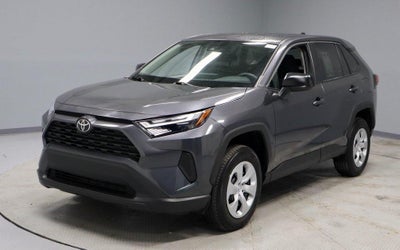 2025 Toyota RAV4 LE