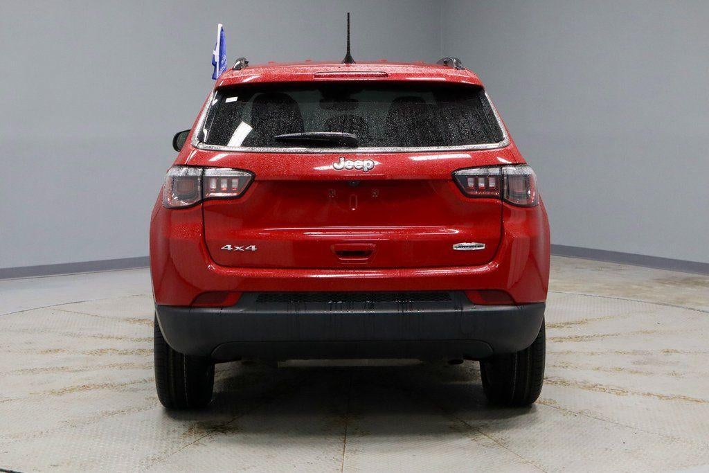 2023 Jeep Compass Latitude Lux