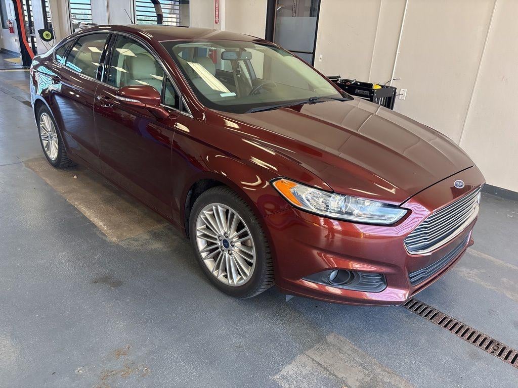 2016 Ford Fusion SE FWD's photo
