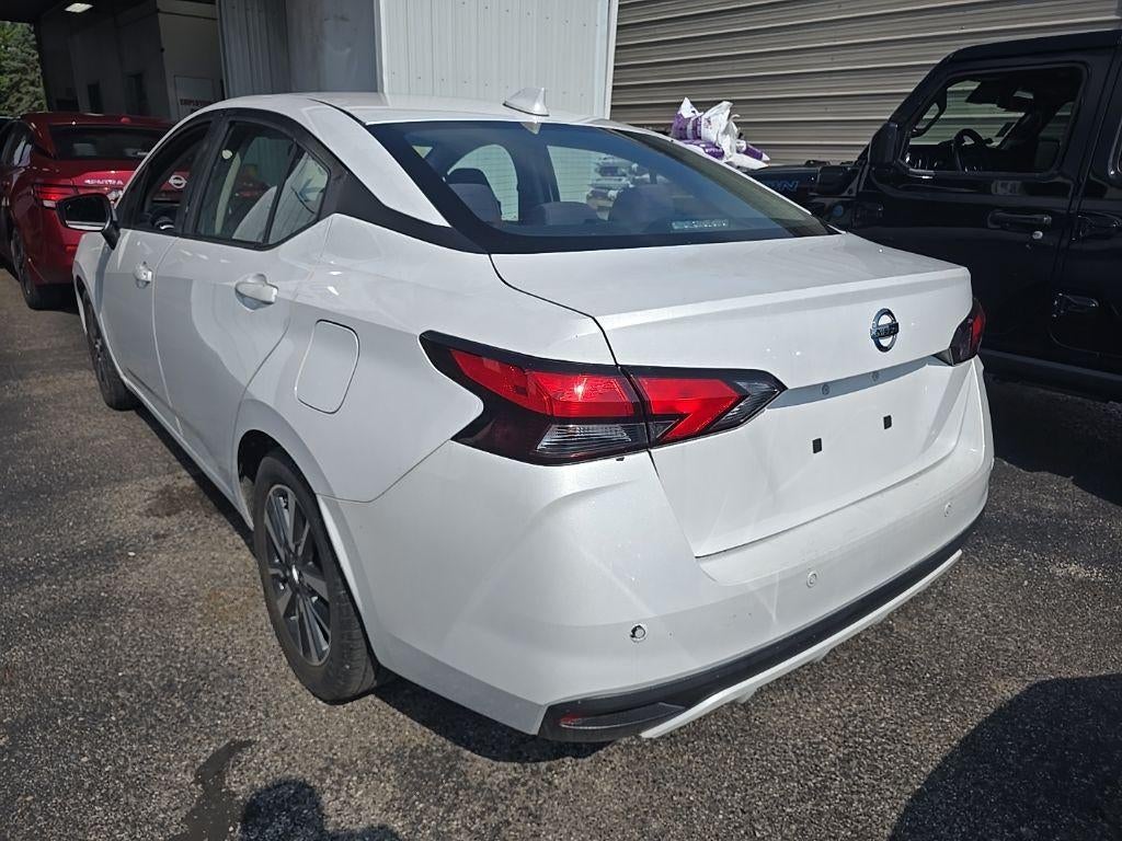 2022 Nissan Versa 1.6 SV