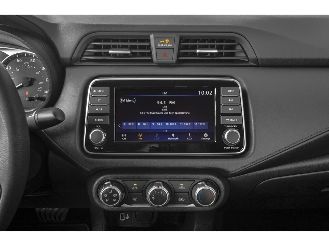 2022 Nissan Versa 1.6 SV