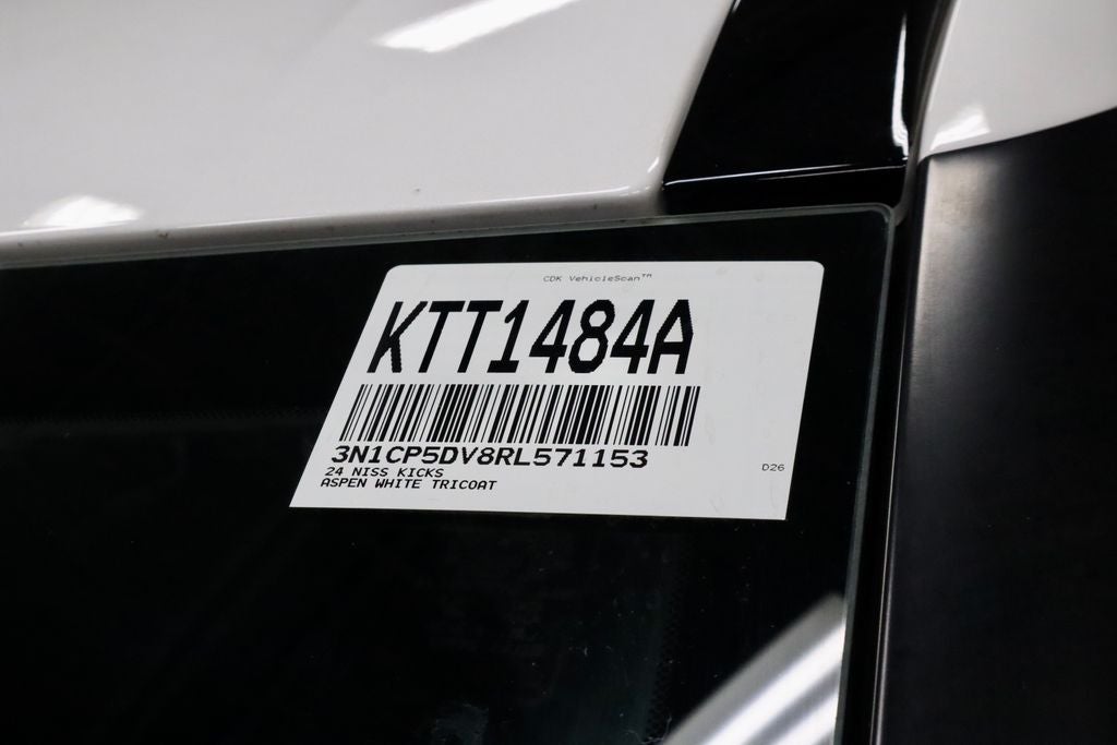 2024 Nissan Kicks SR