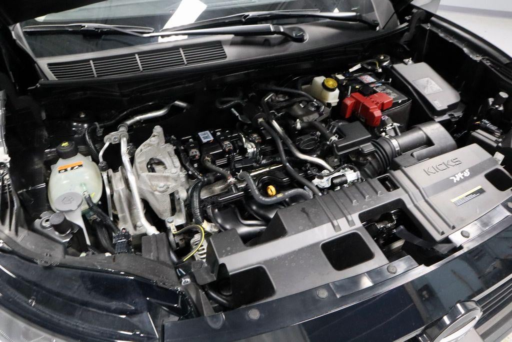 2025 Nissan Kicks SV