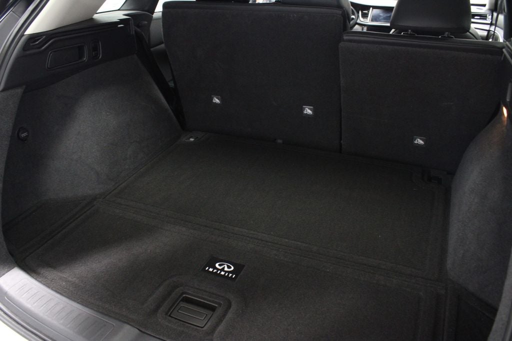 2022 INFINITI QX50 LUXE