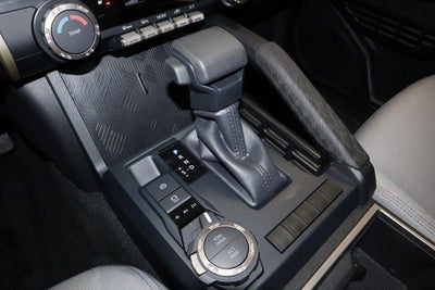 2025 Toyota Tacoma 4WD SR5