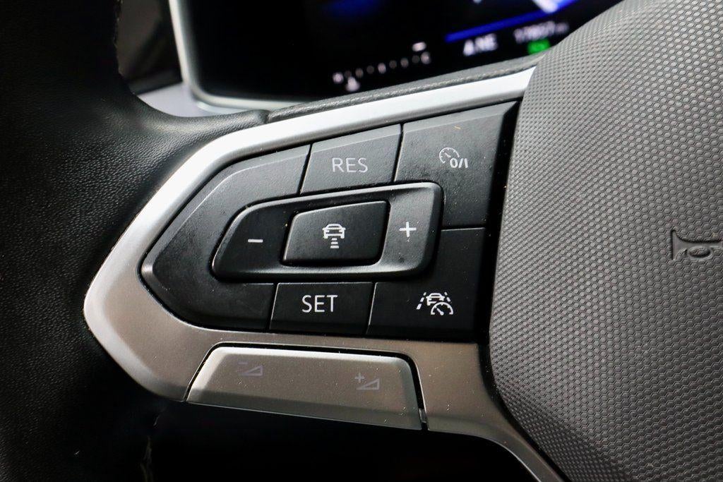 2025 Volkswagen Taos 1.5T SE