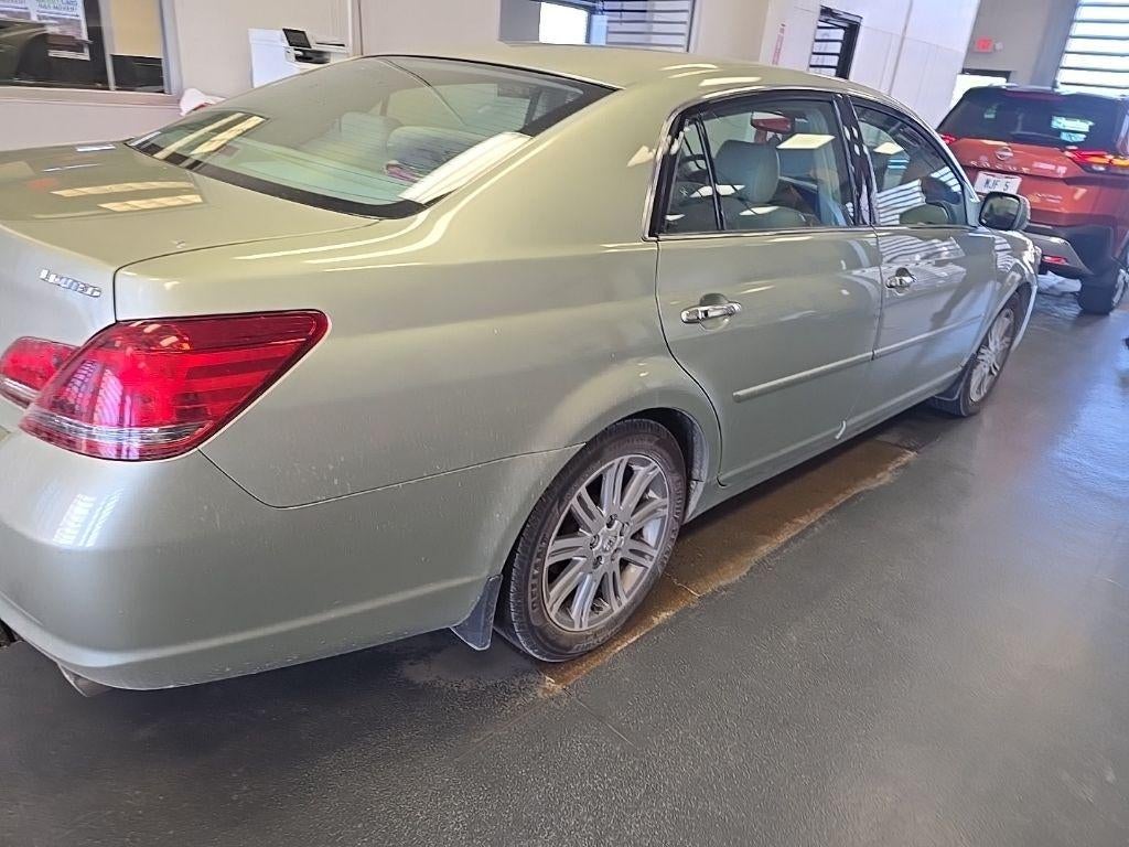 2008 Toyota Avalon XLS