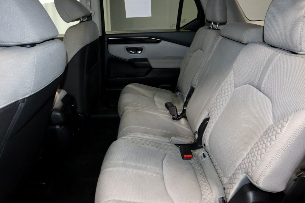 2023 Honda Pilot LX