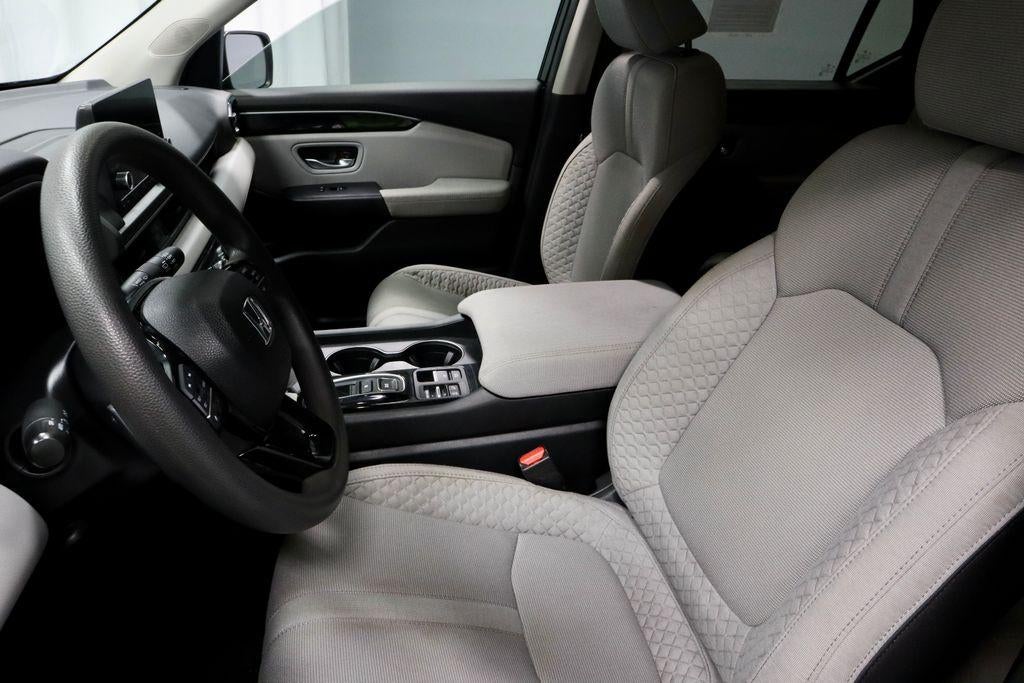 2023 Honda Pilot LX