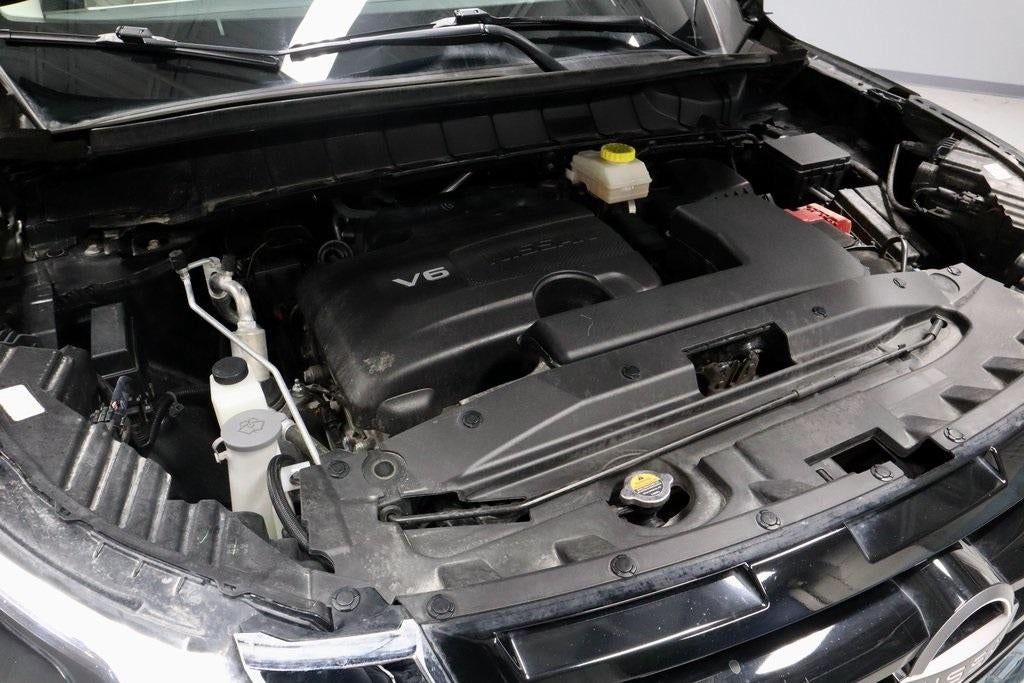 2024 Nissan Pathfinder SL