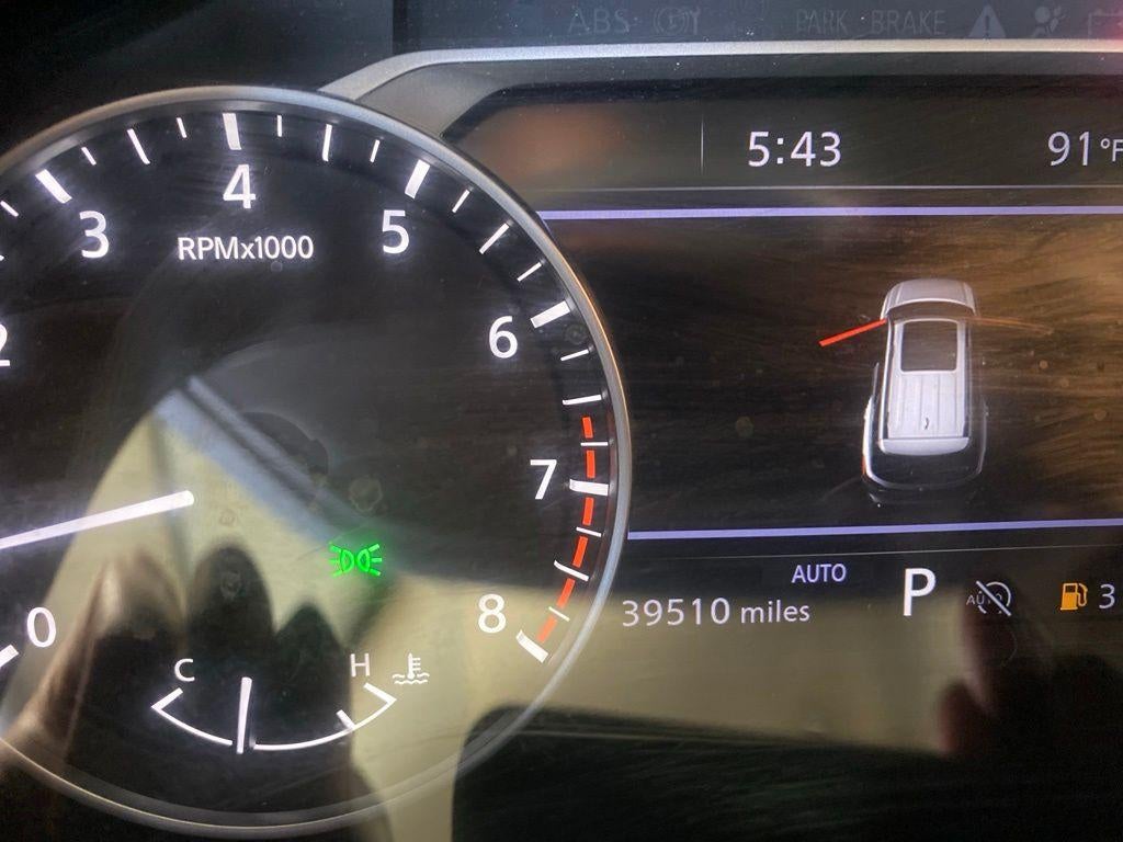 2024 Nissan Pathfinder SL