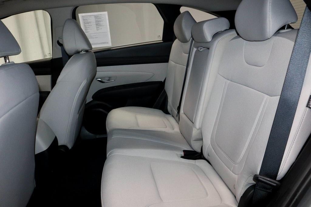 2025 Hyundai TUCSON SE