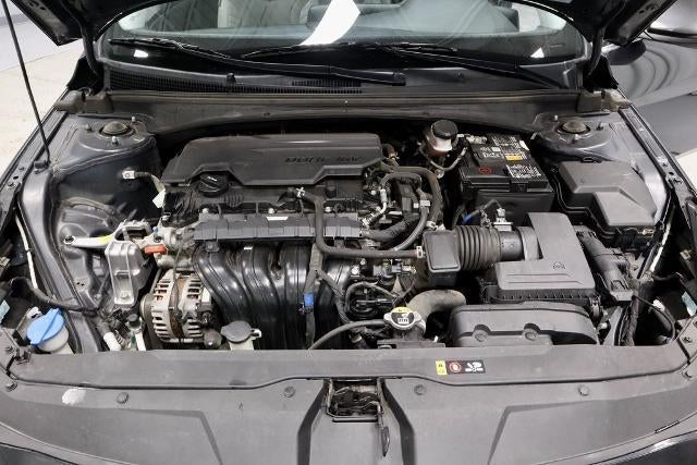 2022 Hyundai ELANTRA Limited