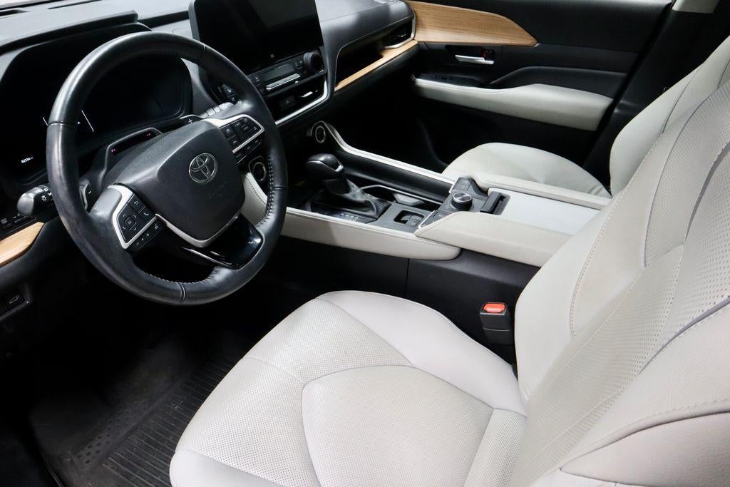 2024 Toyota Grand Highlander Platinum