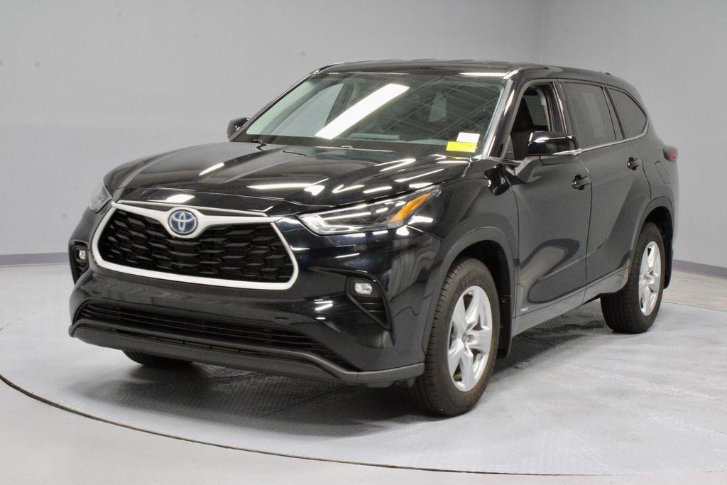 2022 Toyota Highlander LE