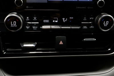 2020 Toyota Highlander LE
