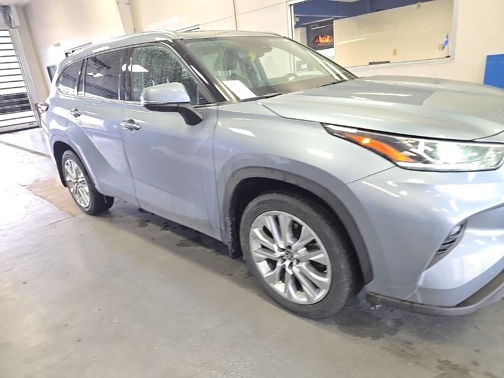 2022 Toyota Highlander Limited