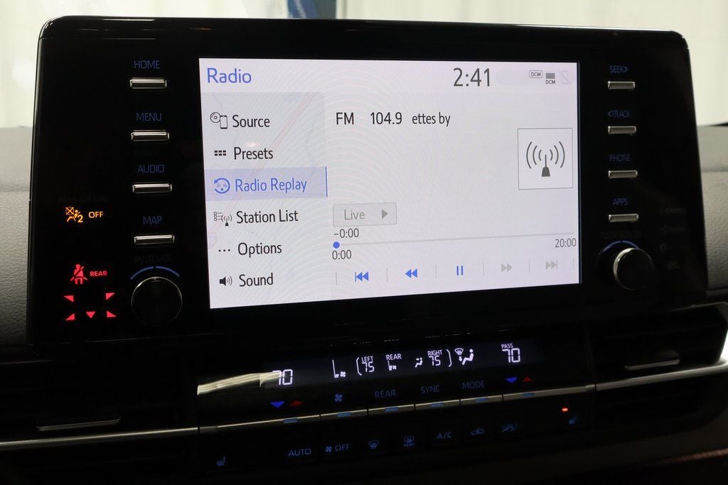 2022 Toyota Sienna XLE