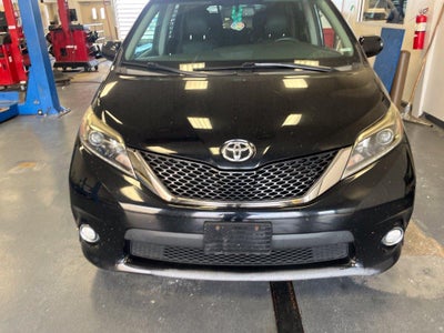 2017 Toyota Sienna SE Premium