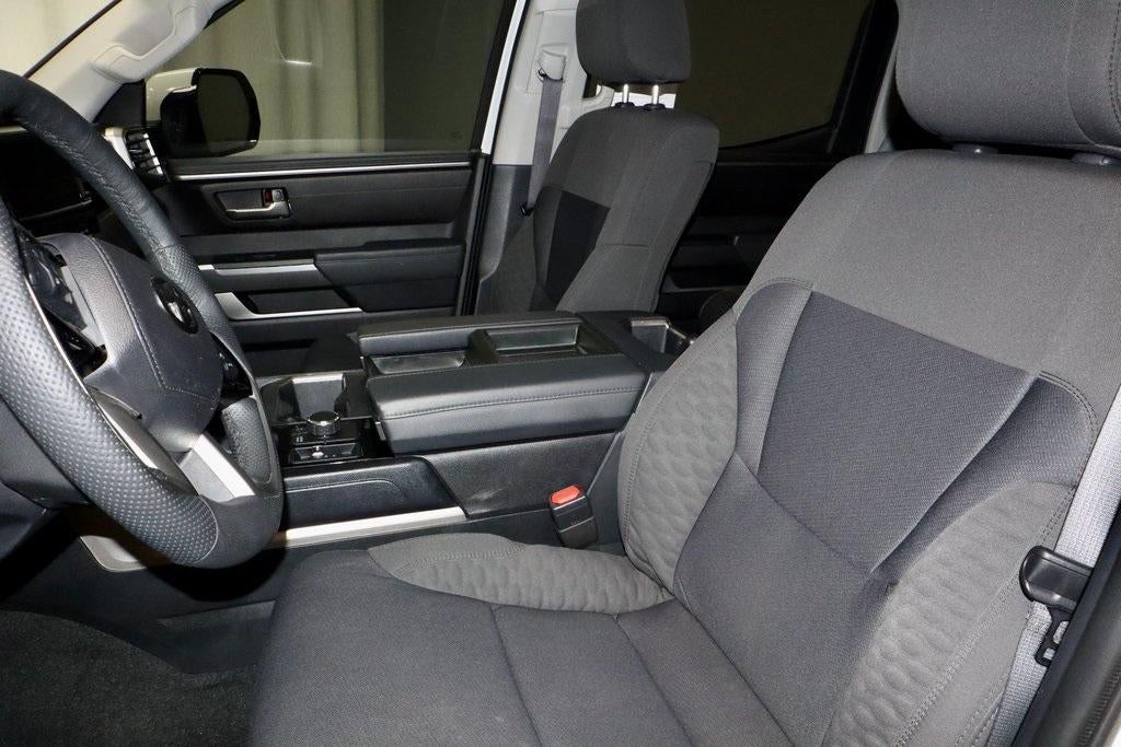 2023 Toyota Tundra 4WD SR5