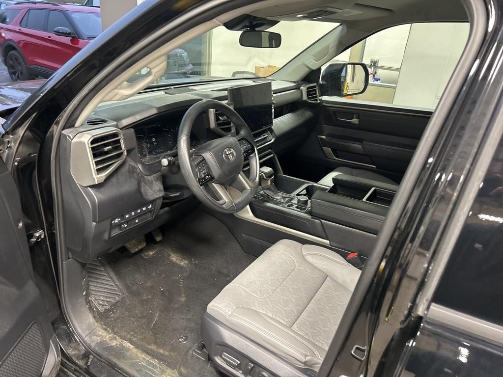 2023 Toyota Tundra 4WD SR5