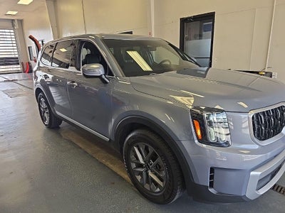 2023 Kia Telluride LX