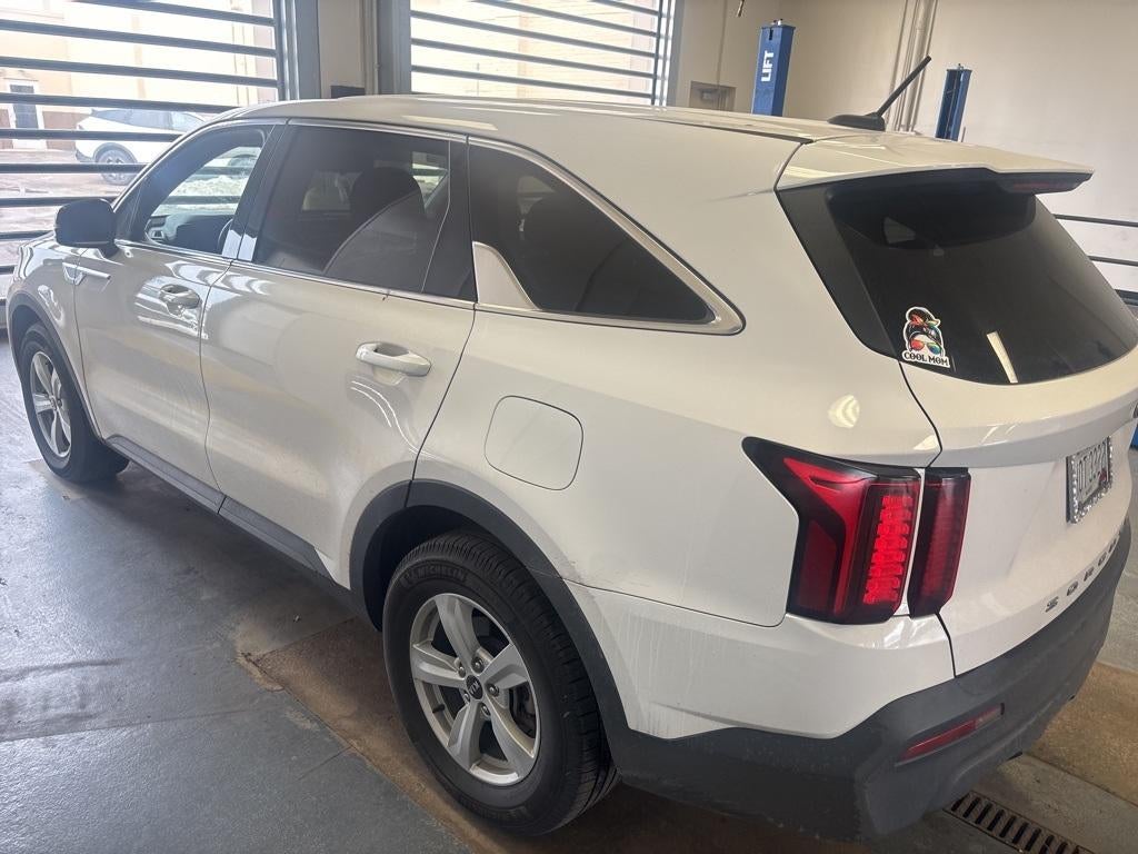 2021 Kia Sorento LX