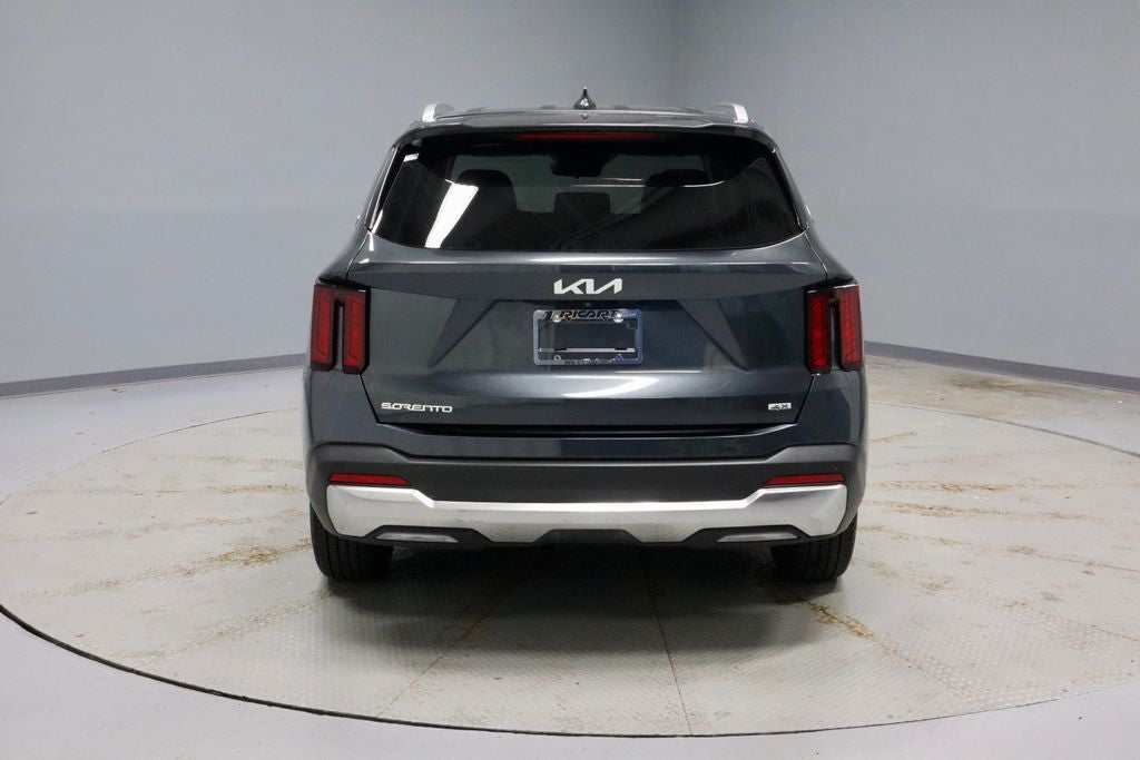 2025 Kia Sorento S